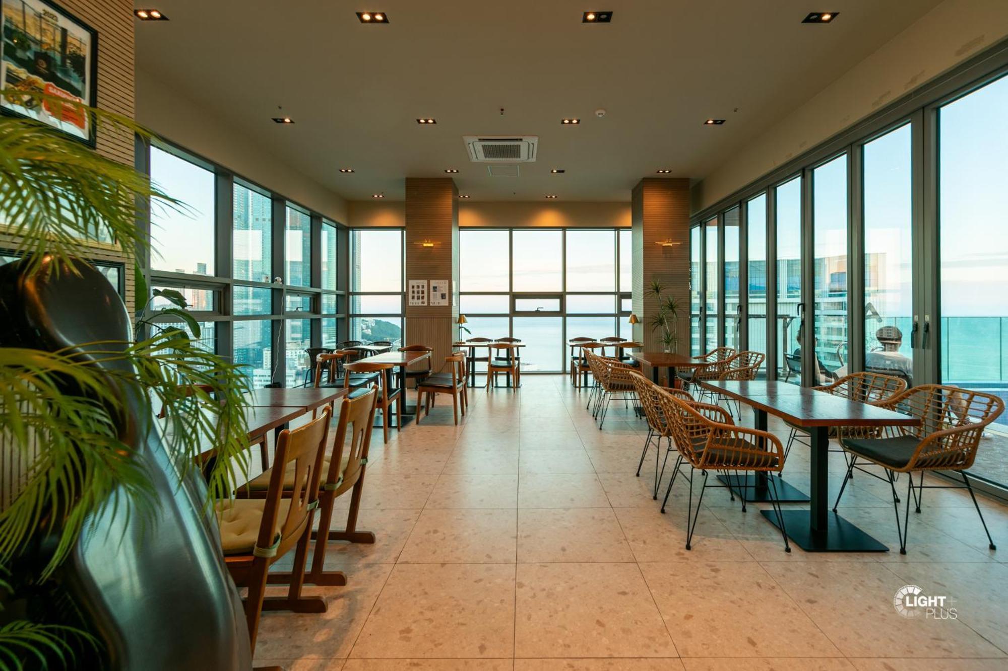 Hera Haeundae Beach Premium Ocean View # Sea View Busan Exterior photo