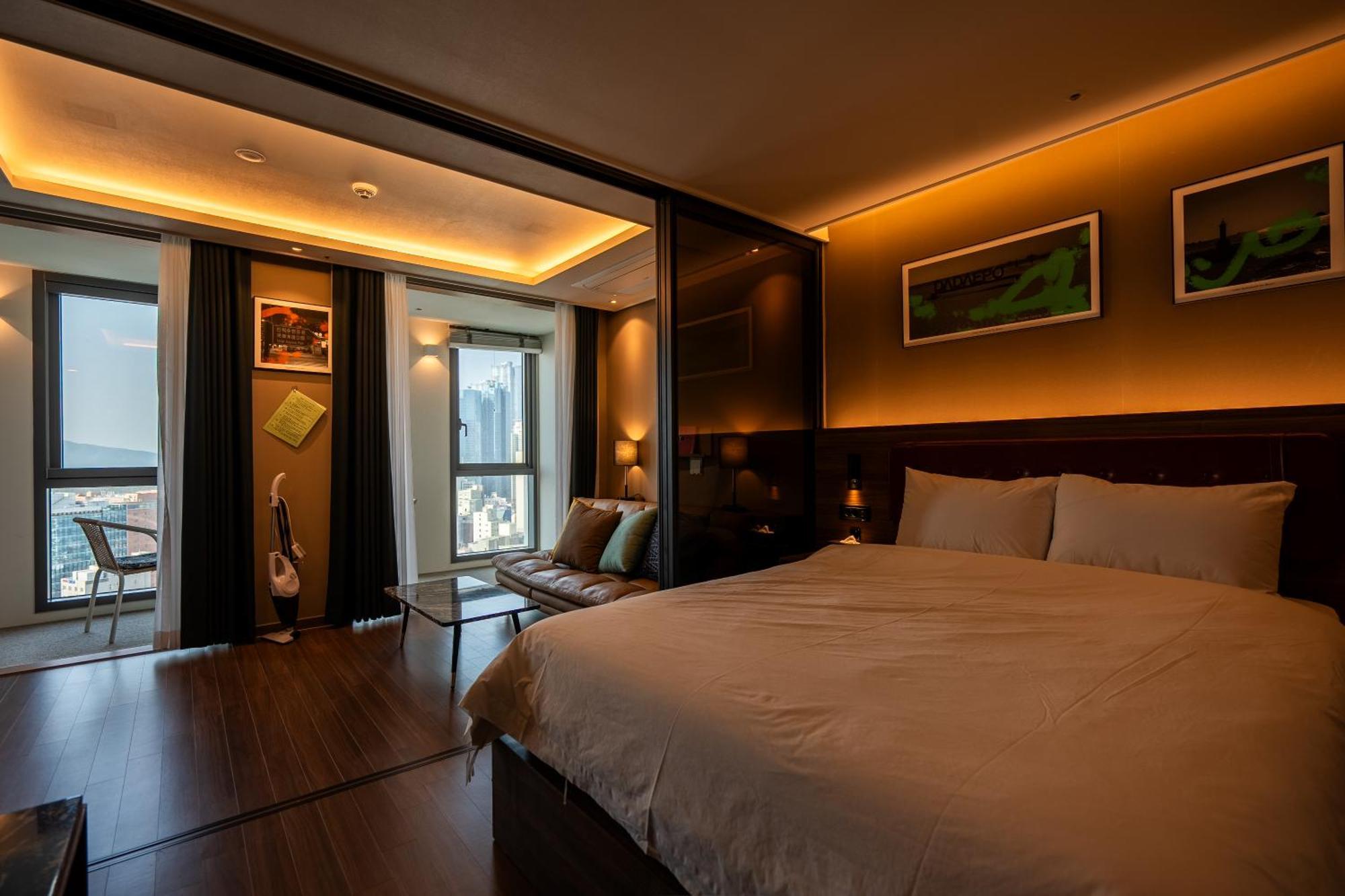 Hera Haeundae Beach Premium Ocean View # Sea View Busan Exterior photo