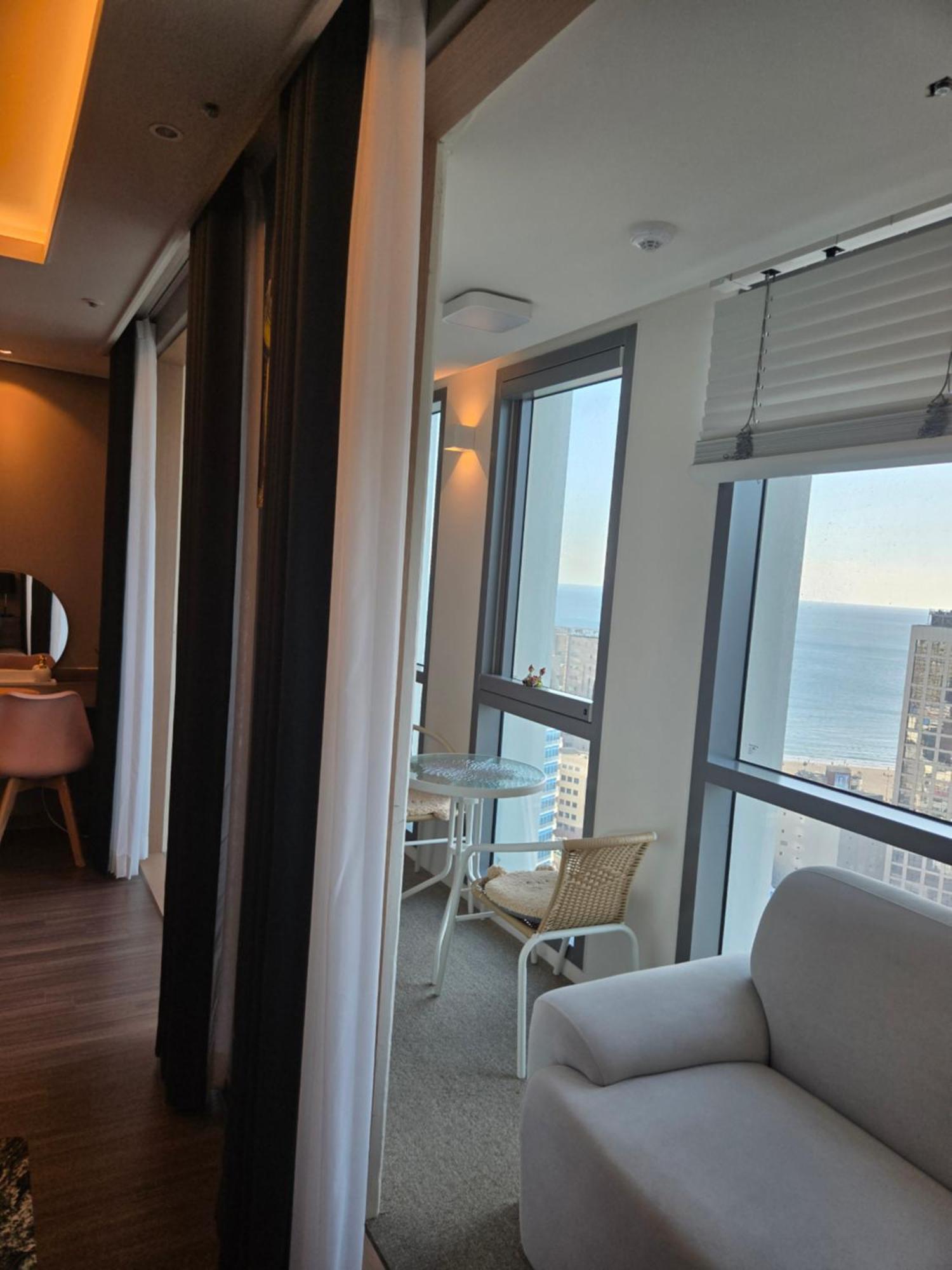Hera Haeundae Beach Premium Ocean View # Sea View Busan Exterior photo