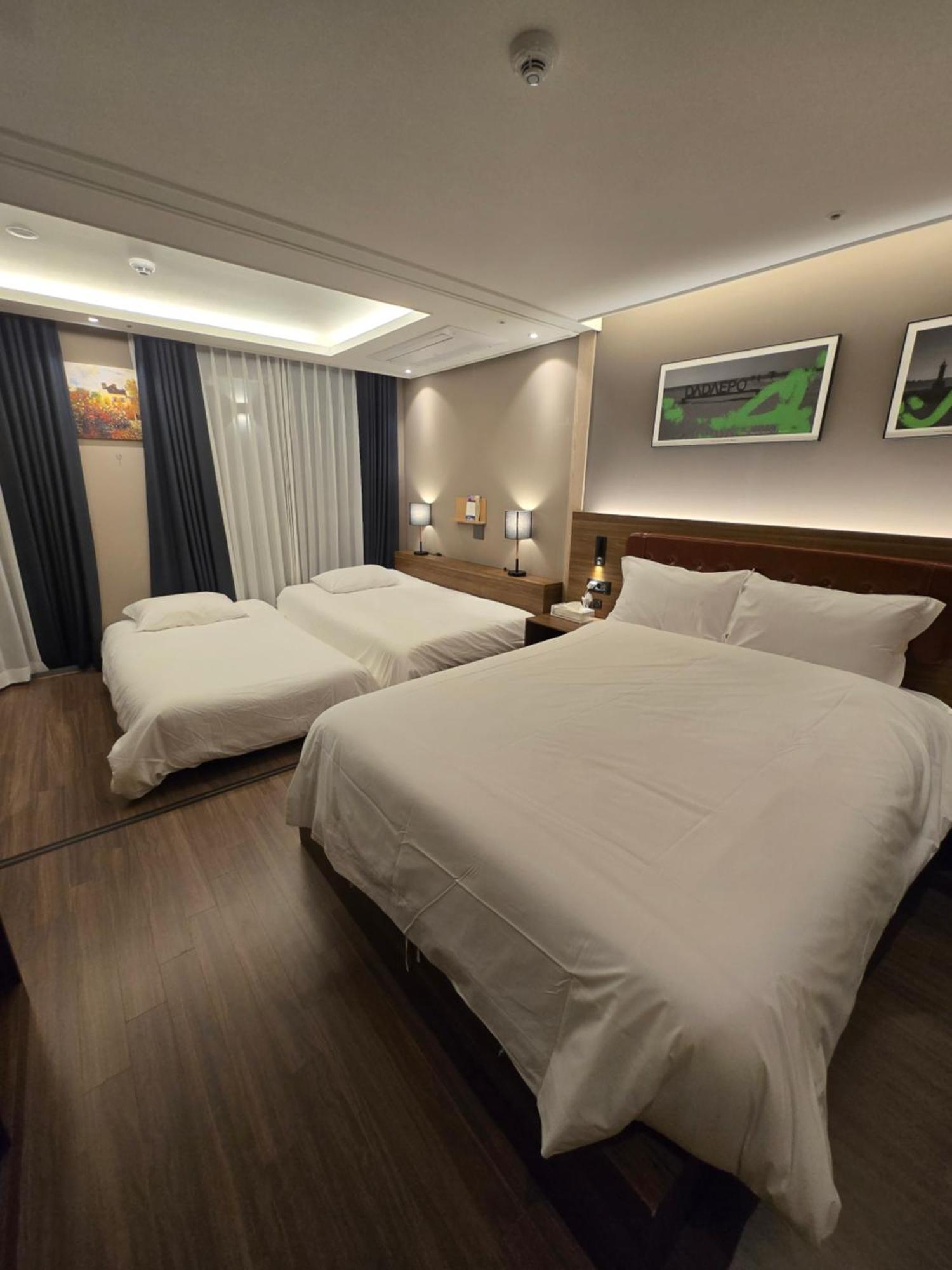 Hera Haeundae Beach Premium Ocean View # Sea View Busan Exterior photo